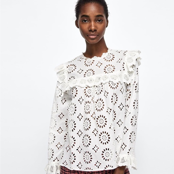 Zara 🤍 Eyelet Ruffle Blouse - Picture 1 of 5